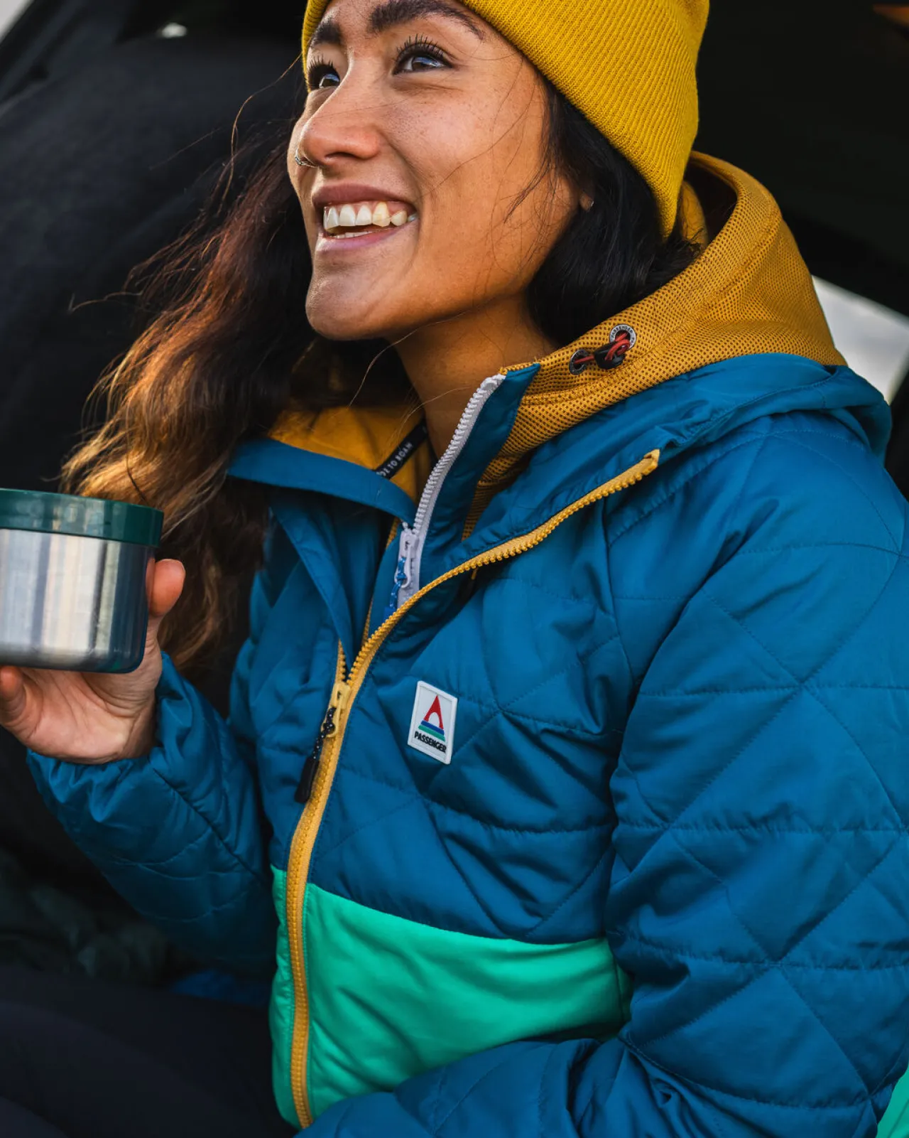 Outlet Singletrack Recycelte Thermore®-Isolierjacke - Korsarblau/ Dschungelgrün Damen Jacken