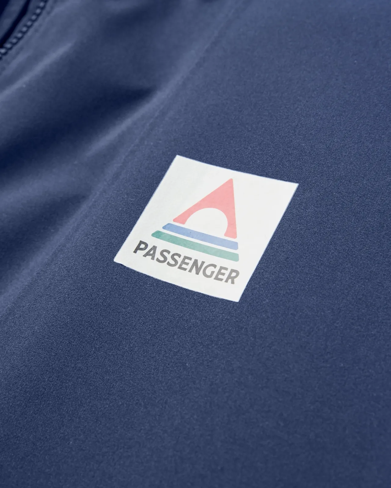 skyline_recycelte_wasserabweisender_smock__tiefes_marineblau_9.webp New Skyline Recycelte Wasserabweisender Smock - Tiefes Marineblau Damen Wasserdicht | Oberteile