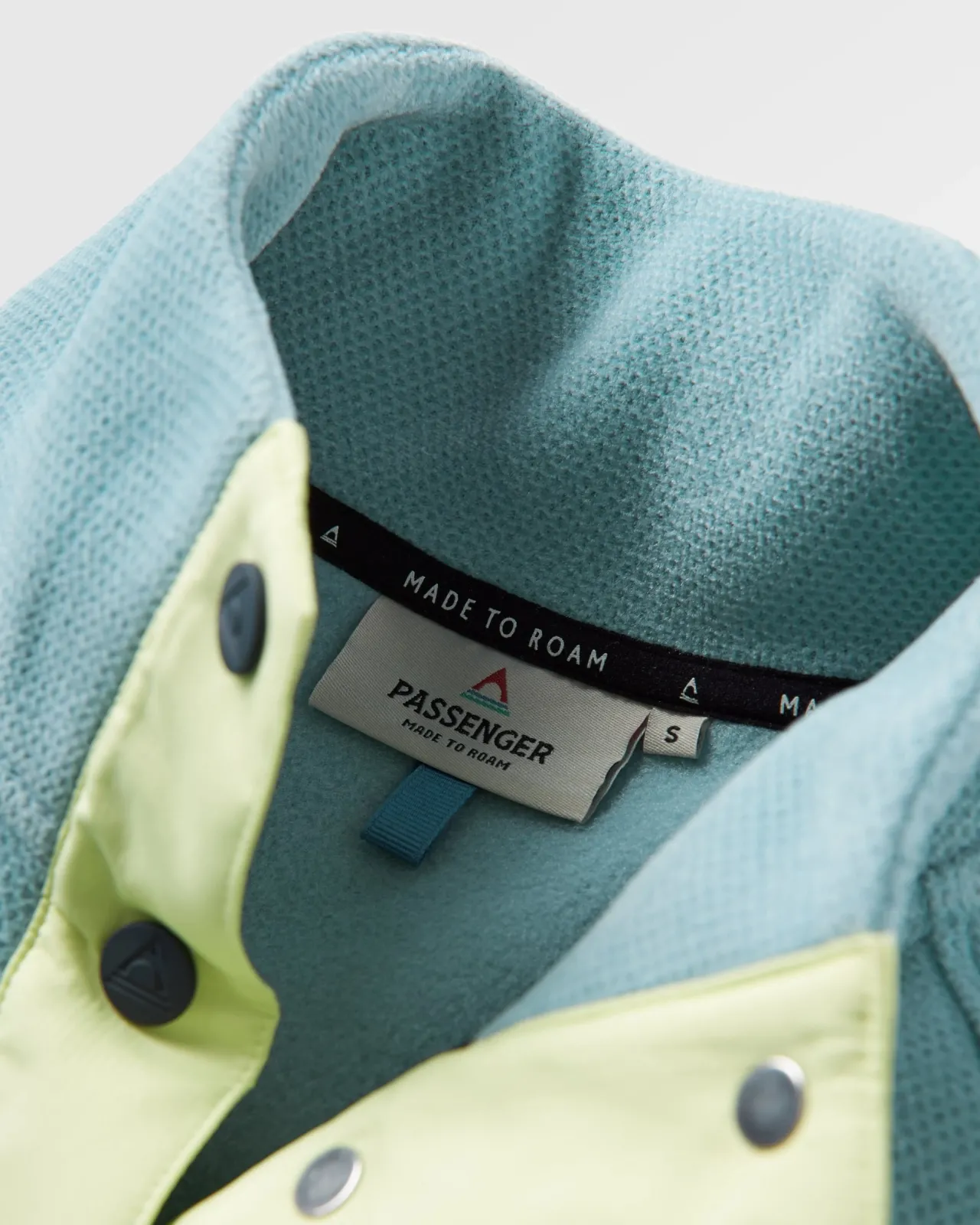snowdrop_pullover_aus_recyceltem_polartec_fleece__arktis_7.webp Best Snowdrop Pullover aus recyceltem Polartec® Fleece - Damen Oberteile