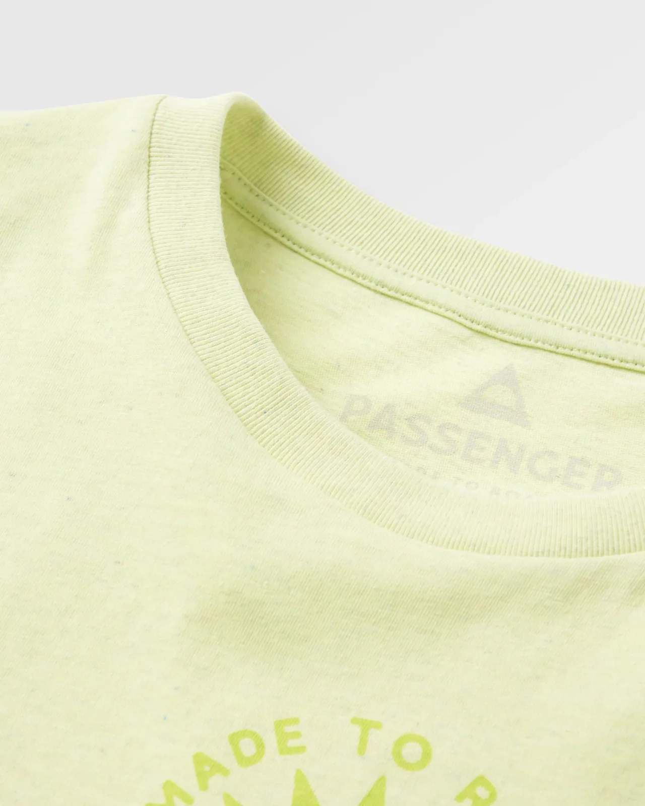 sunburst_organic_tshirt__soft_lime_juice_3.webp Cheap Sunburst Organic T-Shirt - Soft Lime Juice Damen Oberteile & T-shirts