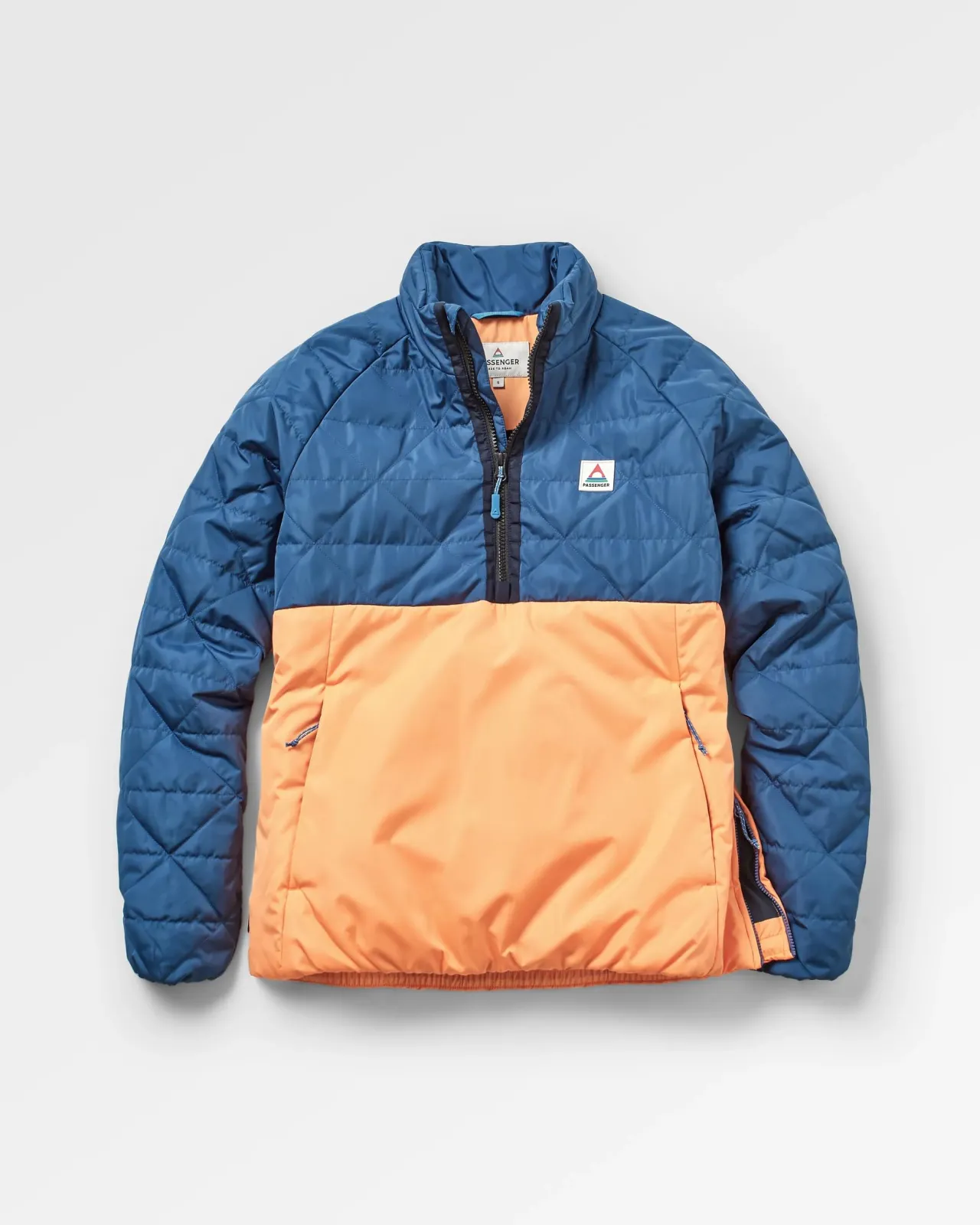 Outlet Trace Recycelte Thermore® Isolierte Jacke - Dunkelblau/Aprikose Damen Jacken