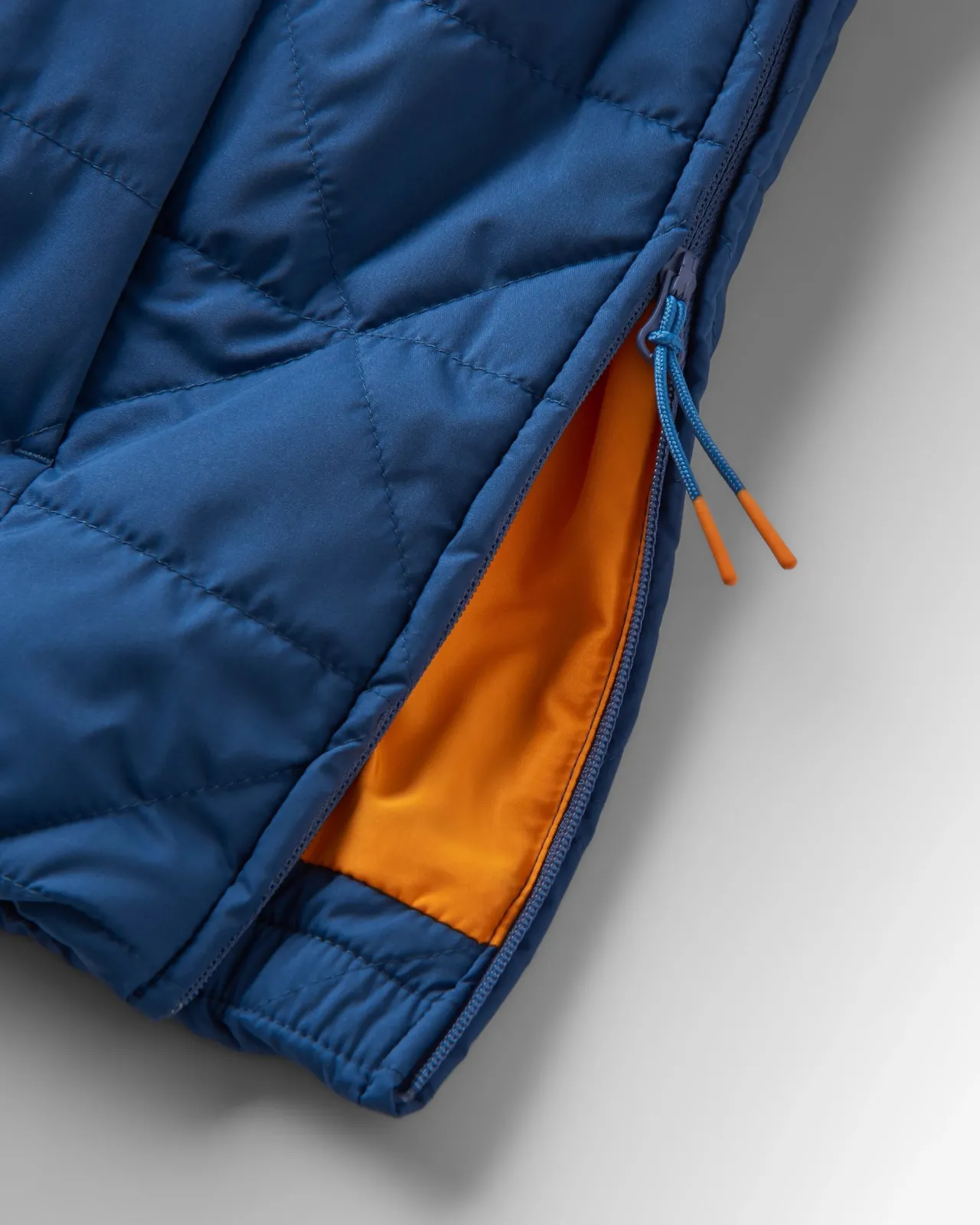 trace_recycyelter_isolierter__windbreaker__verbranntes_orange_9.webp Discount Trace recycyelter isolierter 2.0 Windbreaker - Verbranntes Orange Damen Isoliert | Oberteile