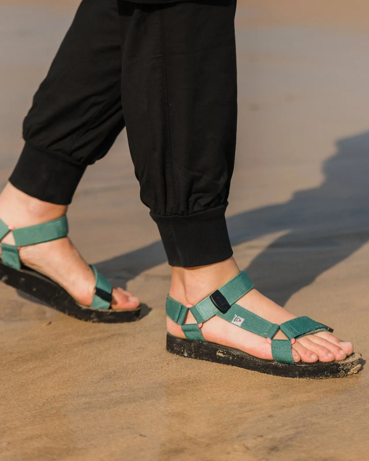venice_sandale__tiefsee_2.webp Flash Sale Venice Sandale - Damen Flip Flops & Sandalen