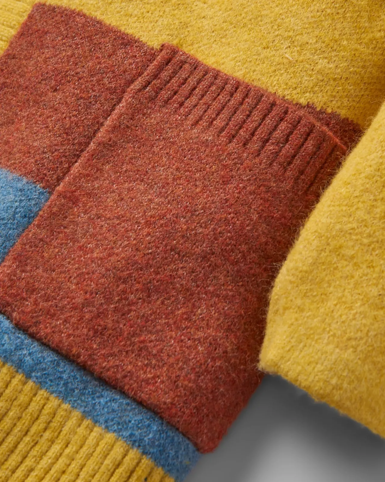 vista_recycelter_strickcardigan__bernsteingold_9.webp New Vista Recycelter Strickcardigan - Damen Strickwaren
