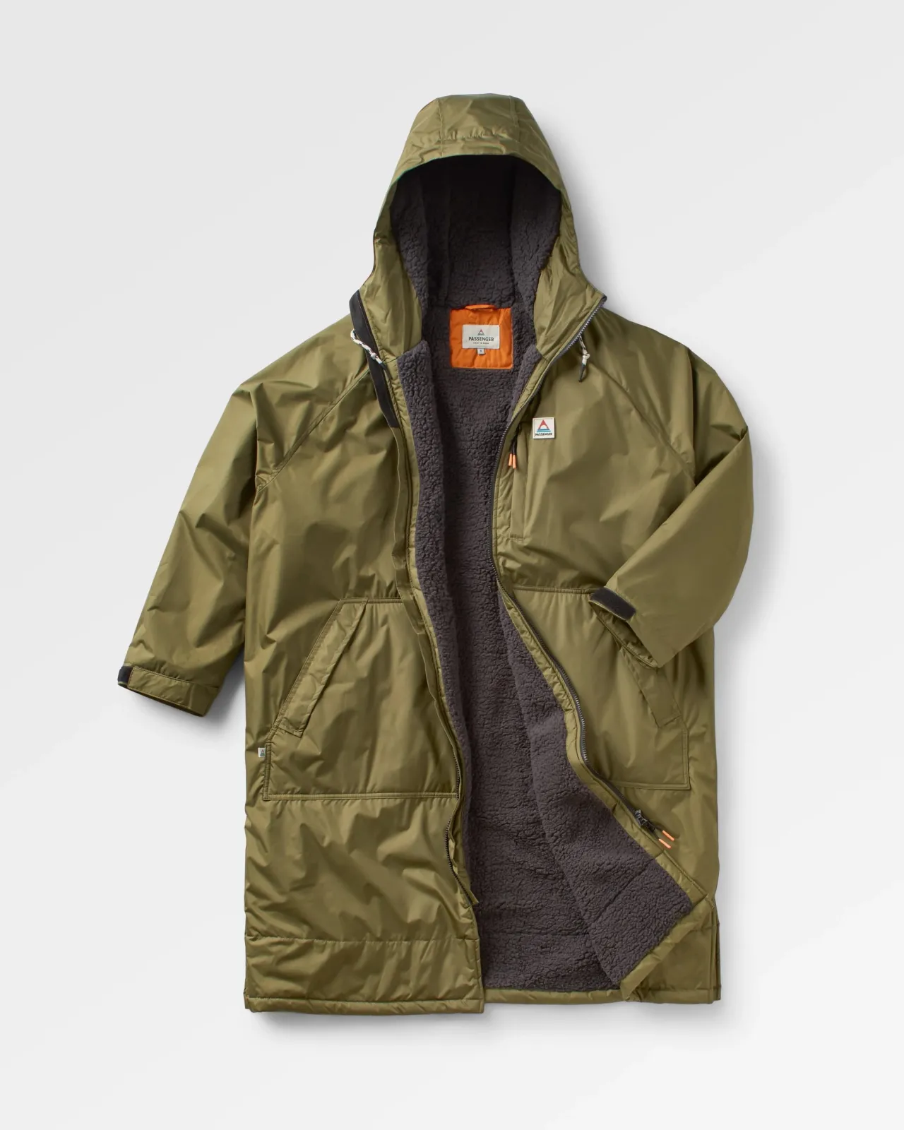 waves_recycelter_sherpa_geftterter_surfponcho__khaki_18.webp Fashion Waves Recycelter Sherpa Gefütterter Surf-Poncho - Surf-ponchos | Surfzubehör