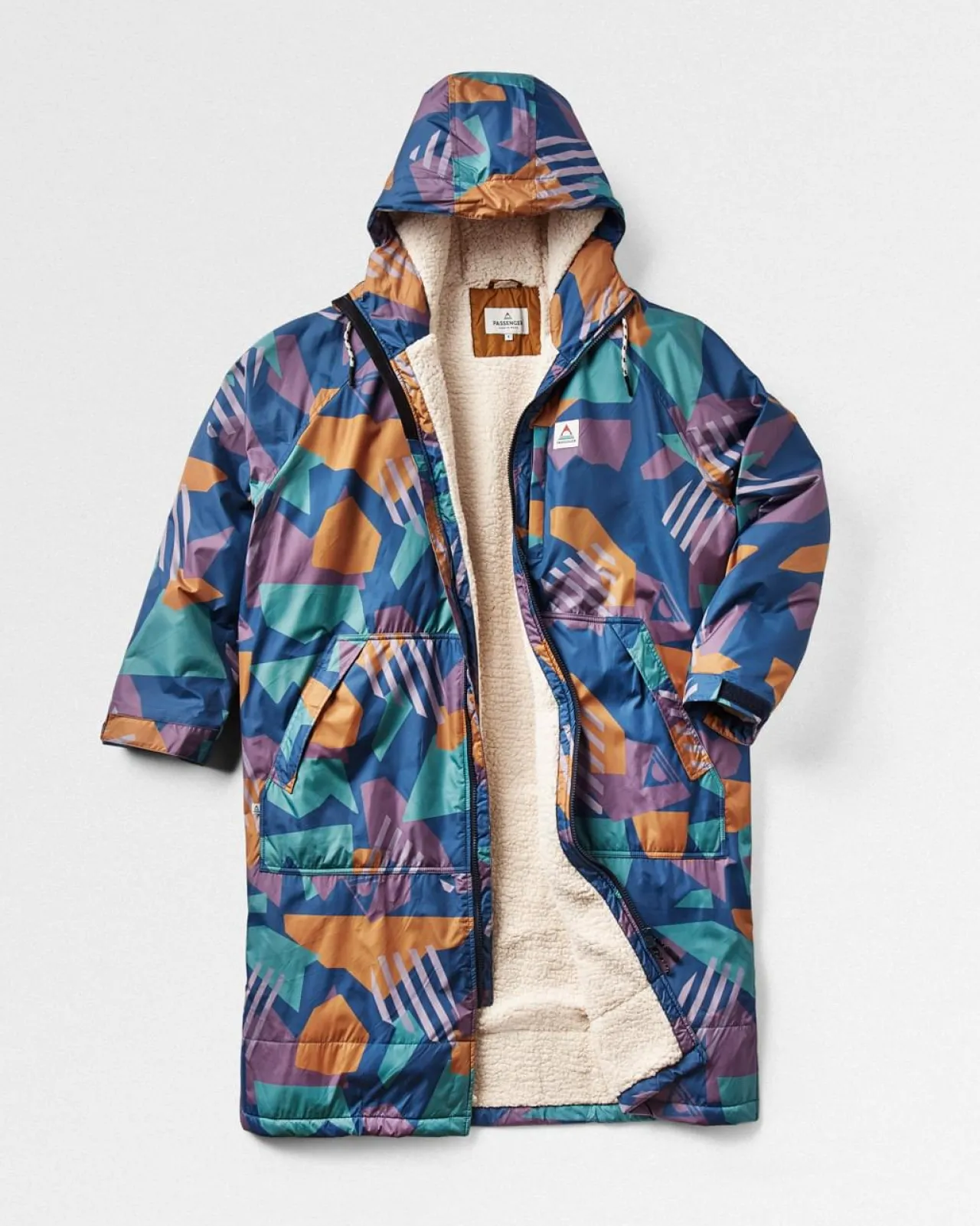 Cheap Waves Recycelter Sherpa Gefütterter Surf-Poncho - Tiefblaues Tarnmuster Surf-ponchos | Accessoires