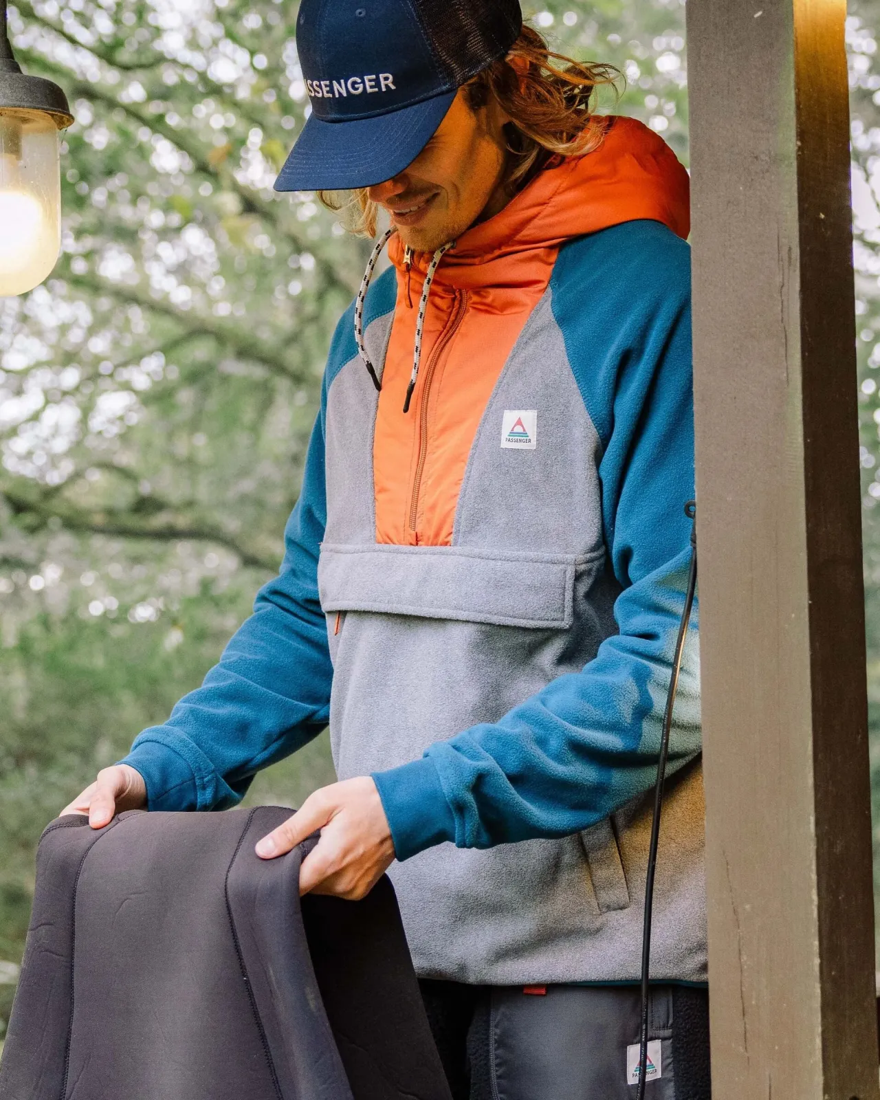 woodland_kapuzenpullover_mit__reiverschluss_aus_recyceltem_polarfleece__graumeliert__gezeitenblau_2.webp Clearance Woodland Kapuzenpullover mit 1/2 Reißverschluss aus recyceltem Polarfleece - Graumeliert / Gezeitenblau Herren Fleece | Fleece